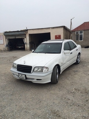 Mercedes C 200 2000, 91,000 km - 2.0 l - Bakı