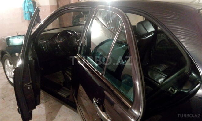 Mercedes E 280 1998, 255,000 km - 2.8 l - Sumqayıt