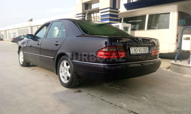 Mercedes E 280 1998, 255,000 km - 2.8 l - Sumqayıt