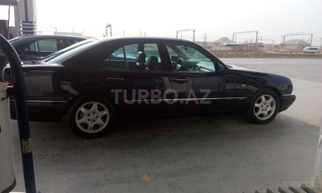 Mercedes E 280 1998, 255,000 km - 2.8 l - Sumqayıt