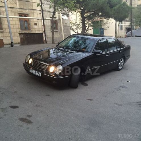 Mercedes E 320 1999, 280,000 km - 3.2 l - Bakı