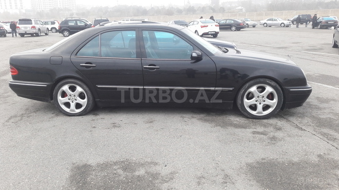 Mercedes E 320 1999, 280,000 km - 3.2 l - Bakı