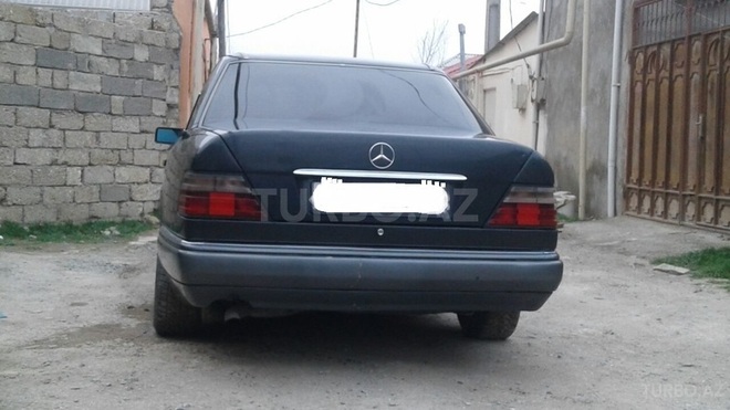 Mercedes E 200 1994, 360,000 km - 2.0 l - Bakı