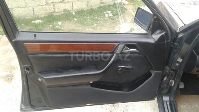 Mercedes E 200 1994, 360,000 km - 2.0 l - Bakı
