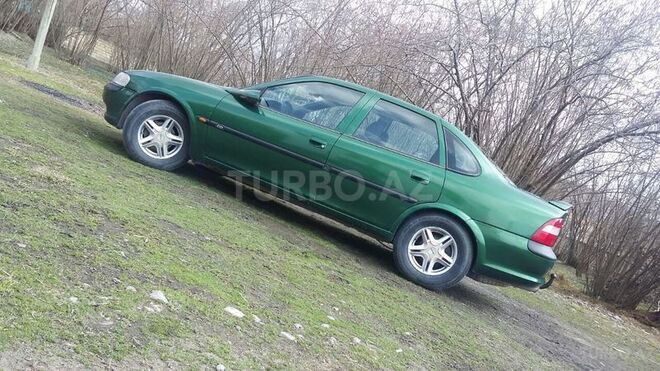 Opel Vectra 1995, 234,985 km - 1.8 л - Bakı