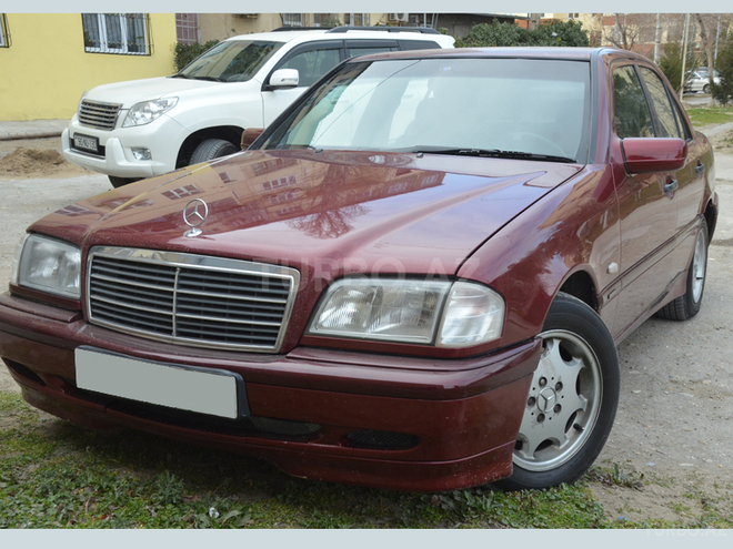 Mercedes C 240 1999, 285,000 km - 2.4 l - Sumqayıt