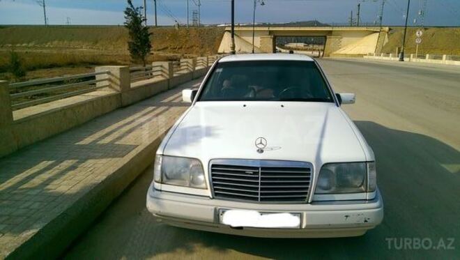 Mercedes E 200 1994, 382,000 km - 2.0 l - Bakı