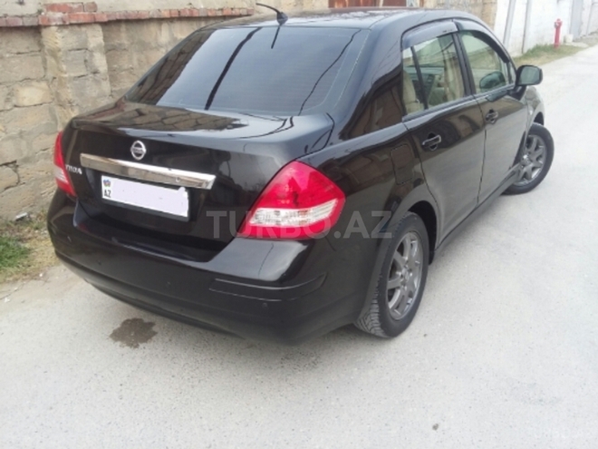 Nissan Tiida 2011, 31,000 km - 1.8 л - Bakı