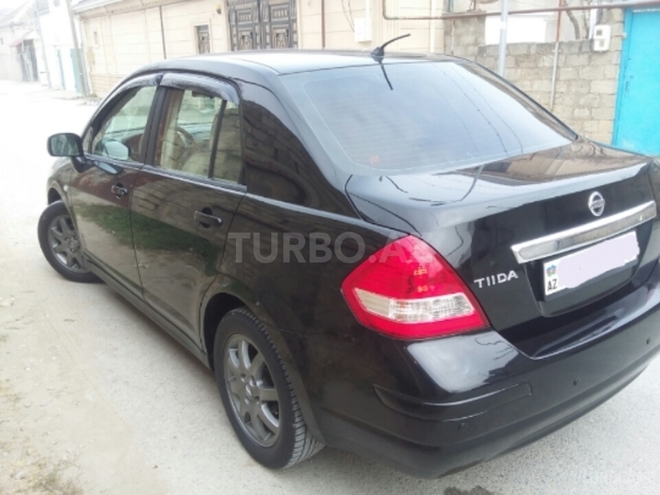 Nissan Tiida 2011, 31,000 km - 1.8 л - Bakı