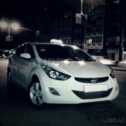 Hyundai Elantra 2013, 77,000 km - 1.8 л - Quba