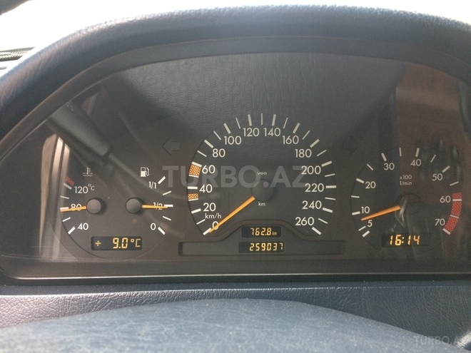 Mercedes C 200 1998, 259,000 km - 2.0 l - Bakı