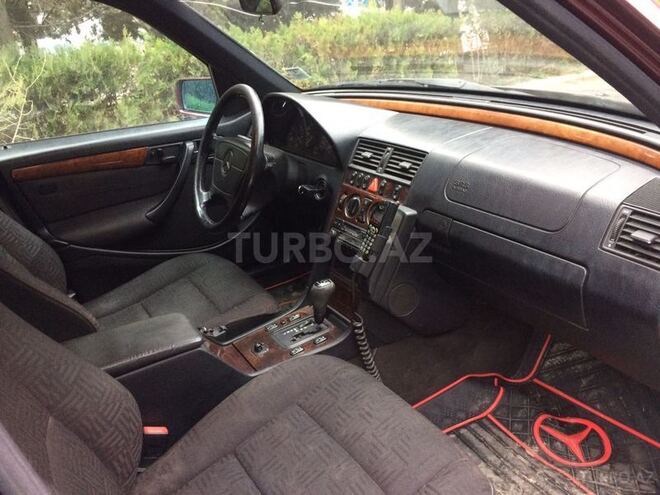 Mercedes C 240 1998, 267,000 km - 2.4 л - Sumqayıt