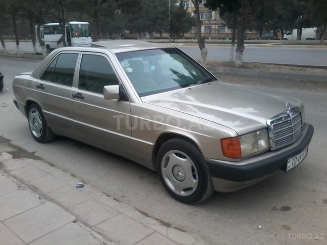 Mercedes 190 1991, 367,000 km - 2.3 l - Sumqayıt