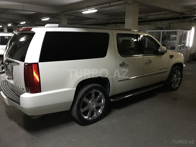 Cadillac Escalade 2011, 63,000 km - 6.2 l - Bakı