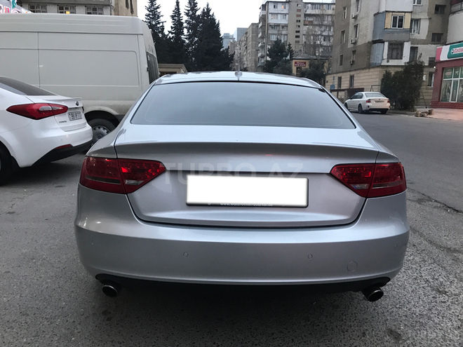 Audi A5 2011, 112,000 km - 3.2 l - Bakı