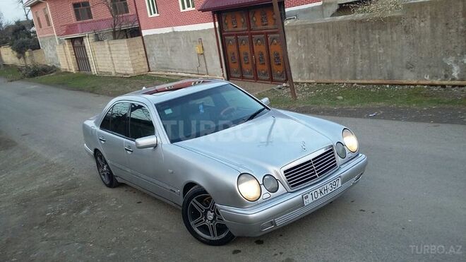 Mercedes E 300 1999, 325,841 km - 3.0 л - Lənkəran