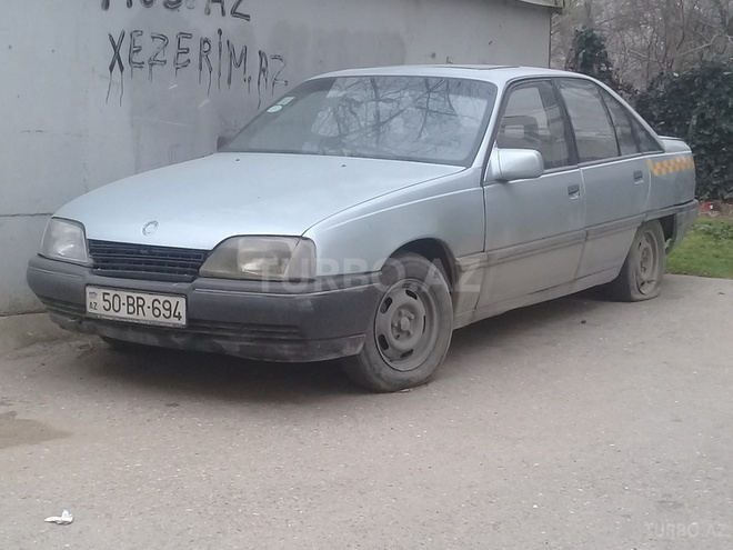 Opel Omega 1988, 175,000 km - 2.0 л - Sumqayıt