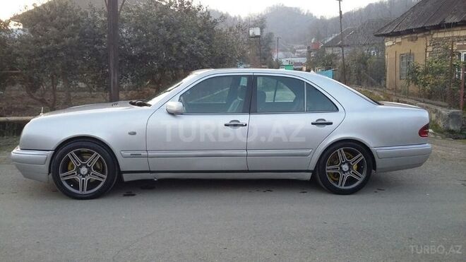 Mercedes E 300 1999, 325,841 km - 3.0 л - Lənkəran