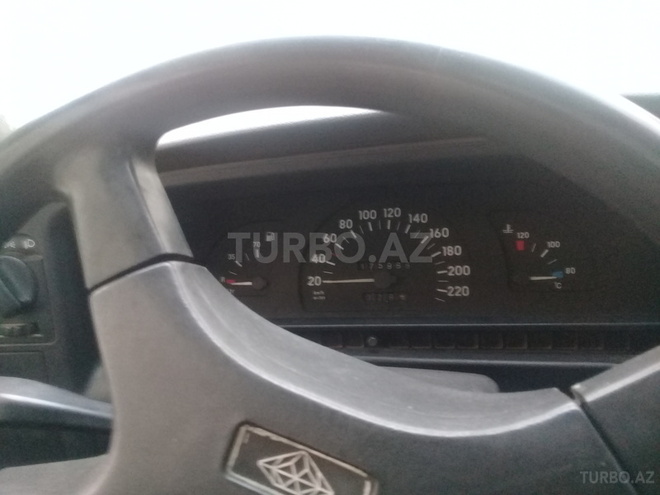 Opel Omega 1988, 175,000 km - 2.0 л - Sumqayıt