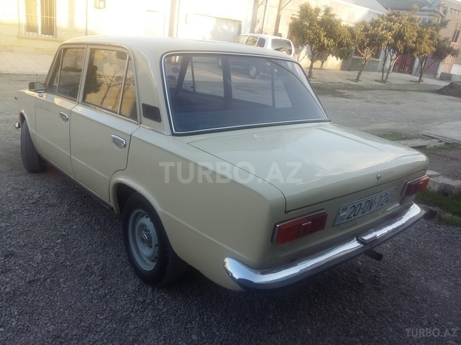 LADA (VAZ) 21011 1986, 310,000 km - 1.3 l - Gəncə