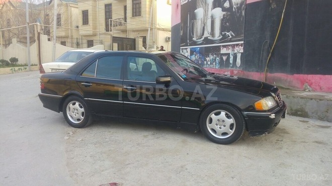 Mercedes C 230 1997, 267,000 km - 2.3 l - Bakı