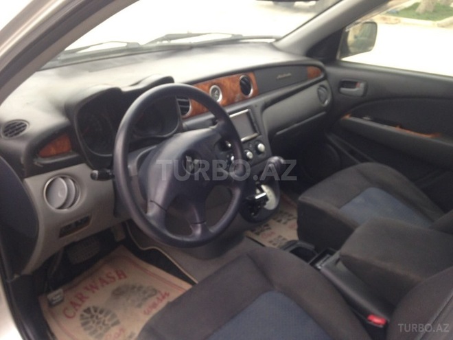 Mitsubishi Airtrek 2002, 170,000 km - 0.2 l - Bakı