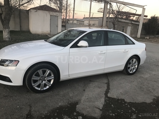 Audi A4 2009, 153,000 km - 2.0 l - Bakı