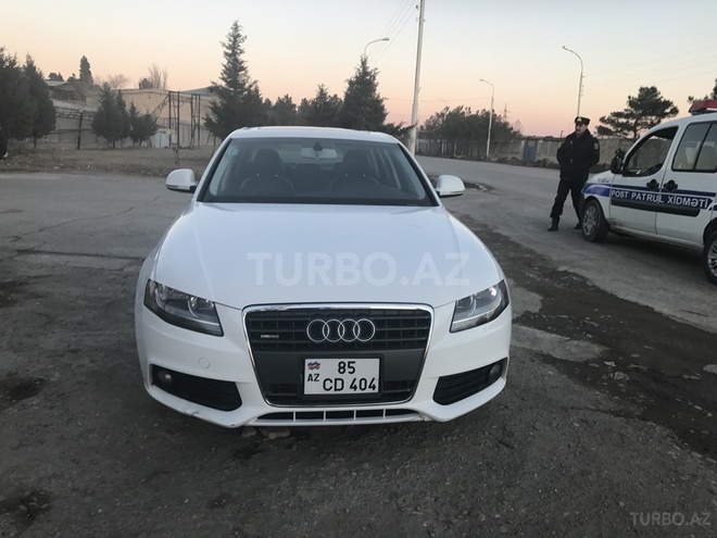 Audi A4 2009, 153,000 km - 2.0 l - Bakı