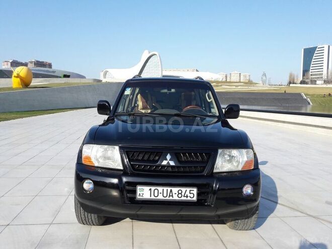 Mitsubishi Pajero 2003, 270,000 km - 3.5 л - Bakı