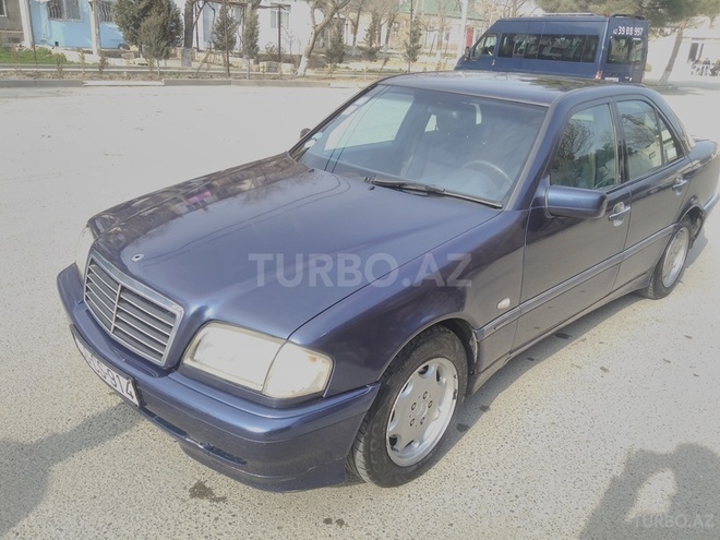 Mercedes C 240 1999, 320,000 km - 2.4 l - Bakı