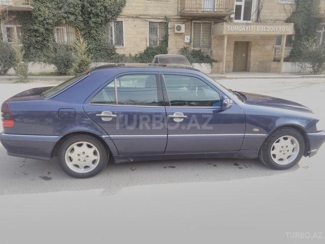Mercedes C 240 1999, 320,000 km - 2.4 l - Bakı