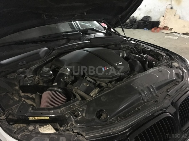 BMW M5 2005, 136,000 km - 5.0 l - Bakı