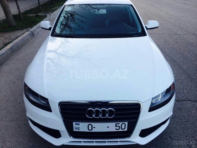 Audi A4 2011, 136,000 km - 2.0 л - Bakı
