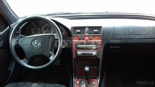 Mercedes C 180 1999, 228,000 km - 1.8 l - Sumqayıt