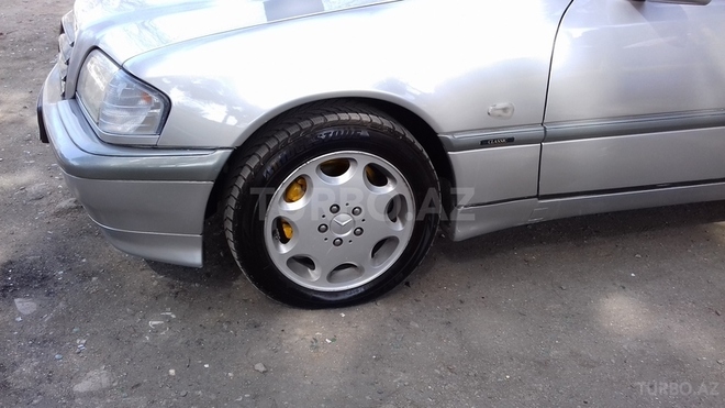 Mercedes C 180 1999, 228,000 km - 1.8 l - Sumqayıt