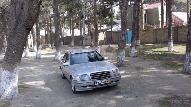 Mercedes C 180 1999, 228,000 km - 1.8 l - Sumqayıt