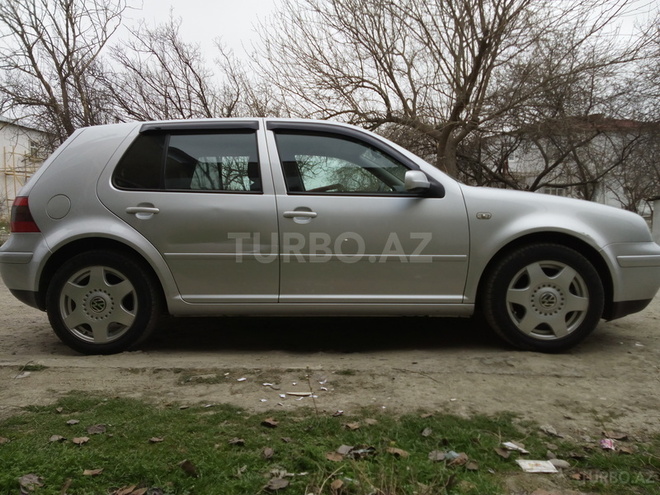 Volkswagen Golf 2001, 156,800 km - 2.0 l - Zərdab