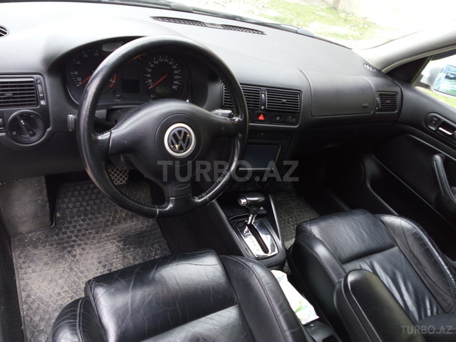 Volkswagen Golf 2001, 156,800 km - 2.0 l - Zərdab