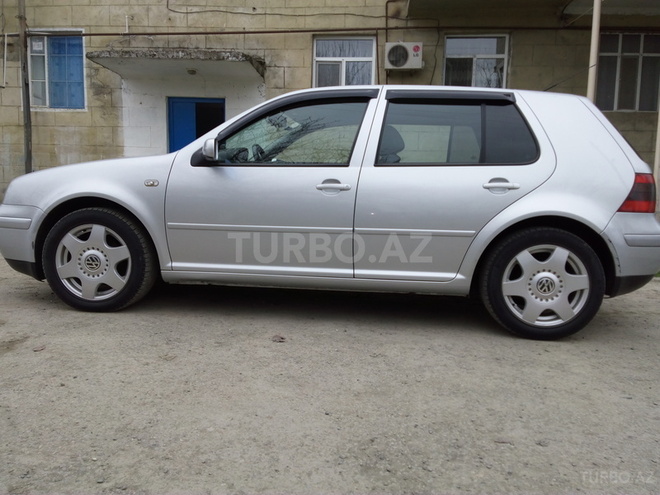 Volkswagen Golf 2001, 156,800 km - 2.0 l - Zərdab