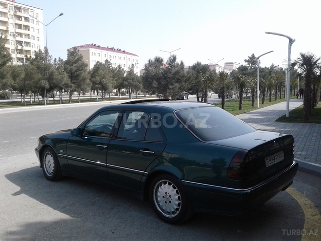 Mercedes C 220 1998, 325,000 km - 2.2 л - Sumqayıt