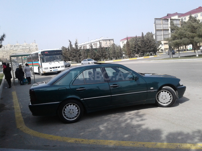 Mercedes C 220 1998, 325,000 km - 2.2 л - Sumqayıt