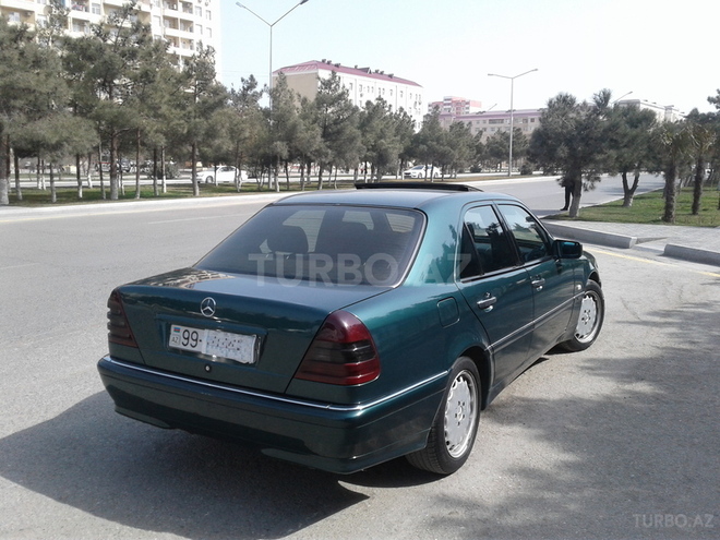 Mercedes C 220 1998, 325,000 km - 2.2 л - Sumqayıt
