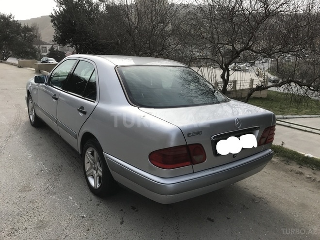 Mercedes E 230 1995, 350,000 km - 2.3 l - Bakı