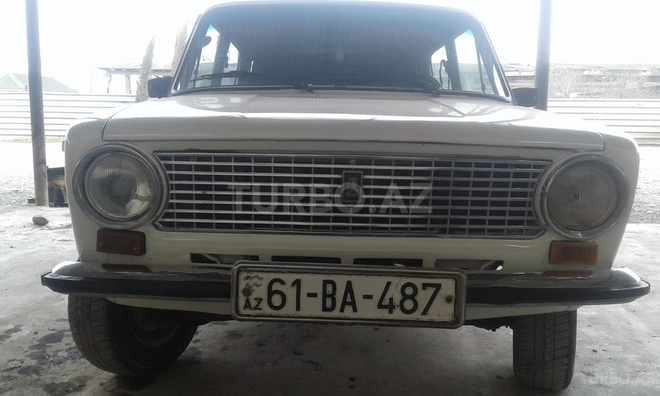 LADA (VAZ) 21011 1978, 300,000 km - 1.3 л - Ucar