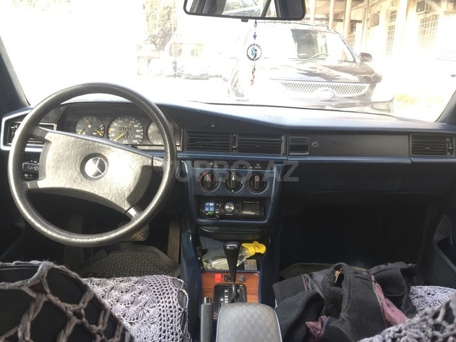 Mercedes 190 1990, 250,000 km - 1.8 l - Bakı