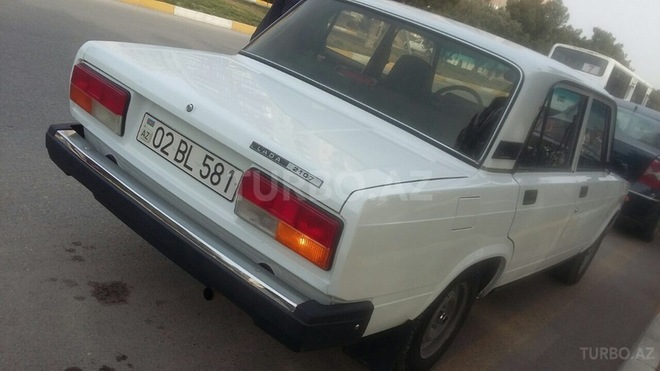 LADA (VAZ) 2107 2010, 32,000 km - 1.6 l - Sumqayıt