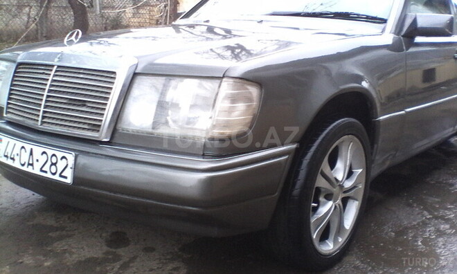 Mercedes E 200 1991, 240,000 km - 2.0 л - Cəlilabad