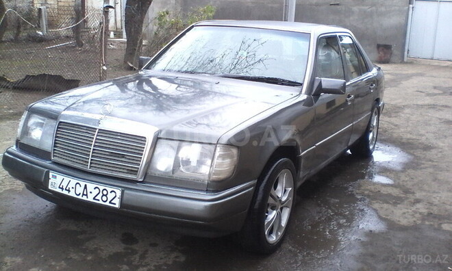 Mercedes E 200 1991, 240,000 km - 2.0 л - Cəlilabad