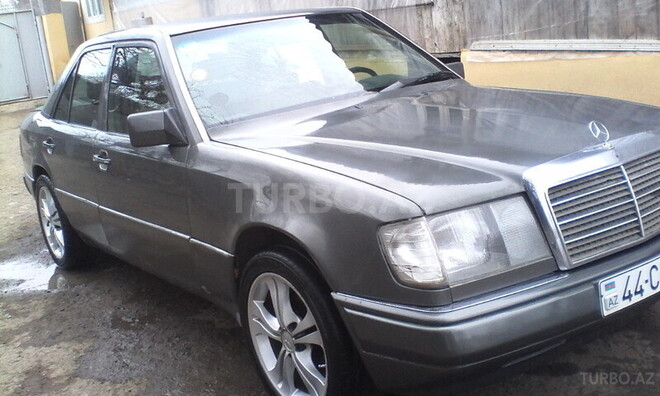 Mercedes E 200 1991, 240,000 km - 2.0 л - Cəlilabad