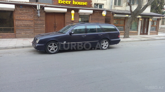 Mercedes E 220 2000, 365,000 km - 2.2 l - Bakı